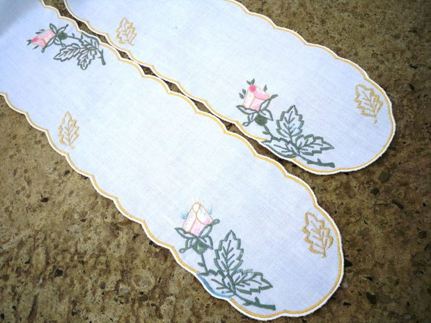 Broderie cu flori