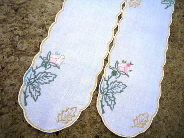 Broderie cu flori