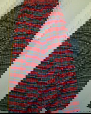 Fusta ampla in carouri