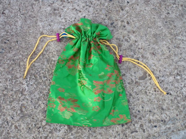 Saculet verde