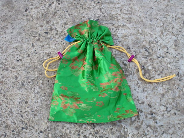 Saculet verde