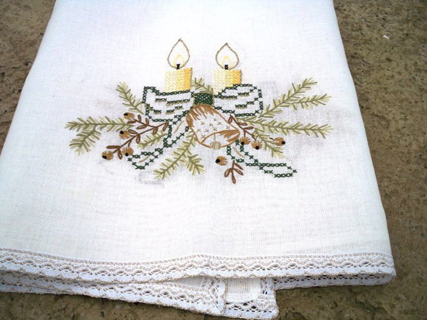 Broderie Craciun