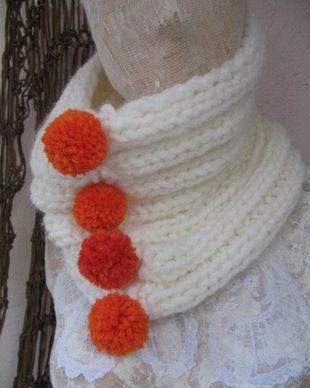 Accesoriu/guler/fular tricotat