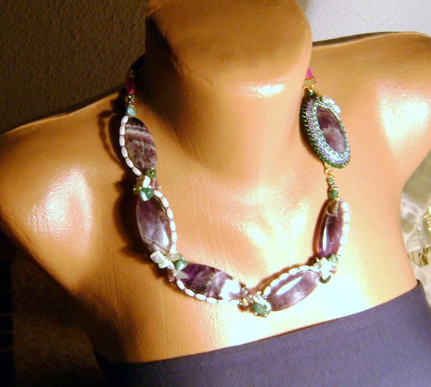 Pasione tarzie / colier ametist natural oval