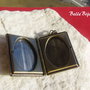 Locket carte finisaj bronz aprox 6x27x49 mm (cu agatatoarea)