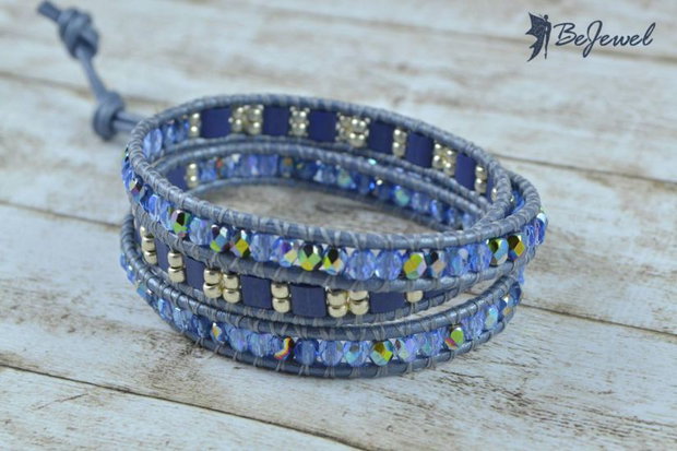 Bratara wrap cu snur de piele si cristale ''Blue sky''