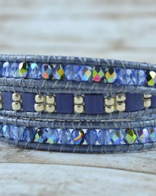Bratara wrap cu snur de piele si cristale ''Blue sky''