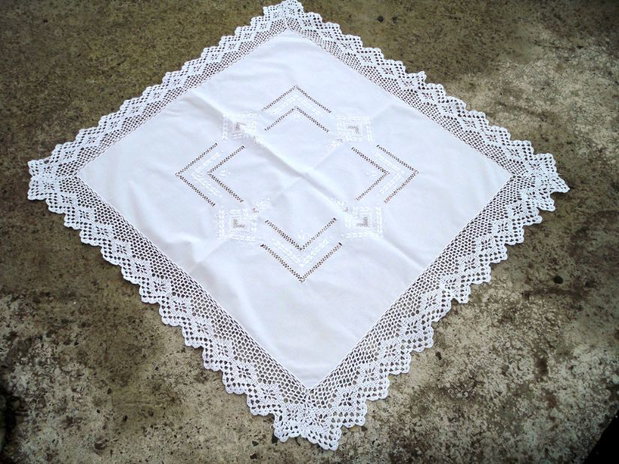 Broderie crem