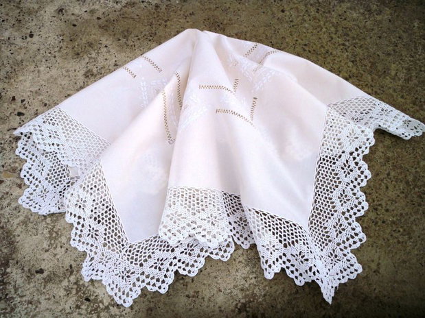 Broderie crem