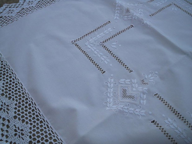 Broderie crem