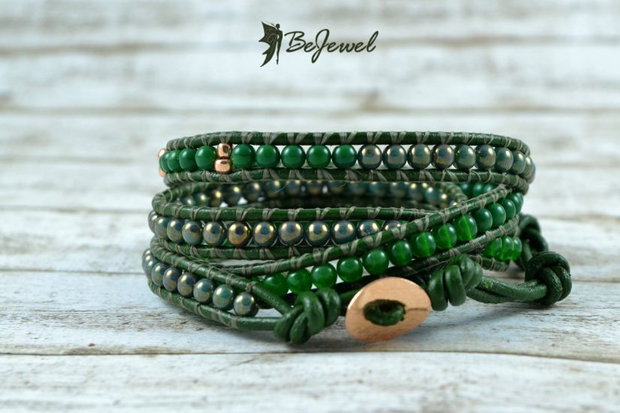 Bratara wrap cu snur de piele si cristale ''Green tea''