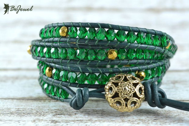 Bratara wrap cu snur de piele si cristale ''Christmas tree''