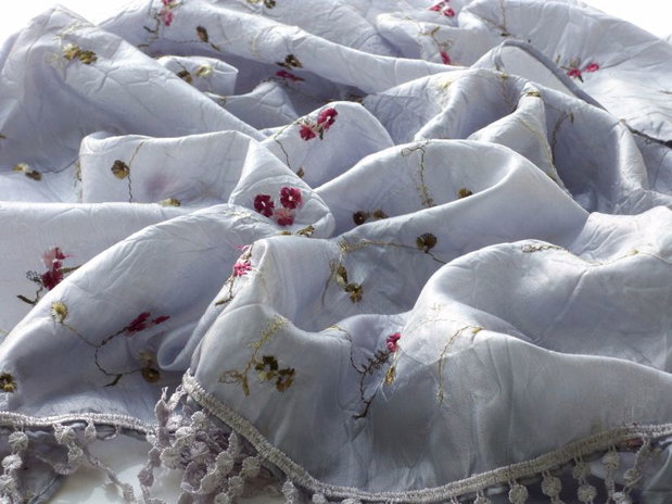 Broderie cu flori