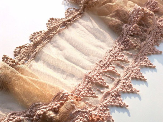 Tulle si dantela