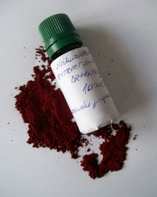 SANGELE DRAGONULUI extract - cicatrizant, regenerator, antioxidant