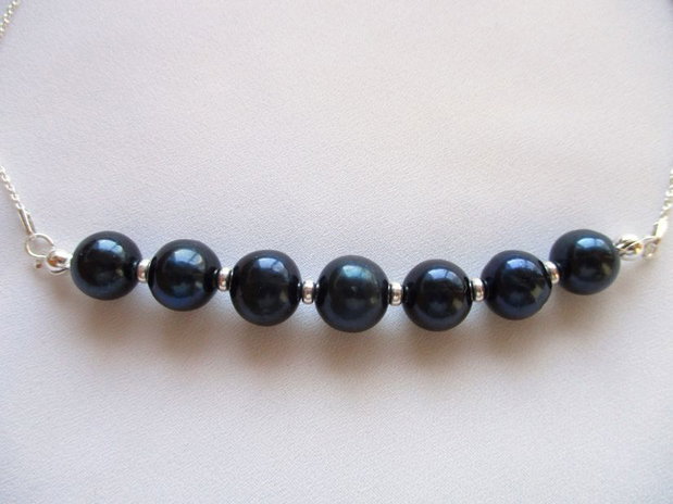Colier lantisor argint si perle negre mari