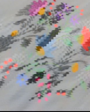 Fata de masa cu broderie rustica