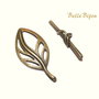 Inchizatoare toggle frunza finisaj bronz aprox 29x37 mm