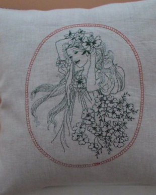 pernuta ornament-romantic girl