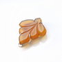Conector calcedonie sculptata sub forma de frunza - galben maroniu