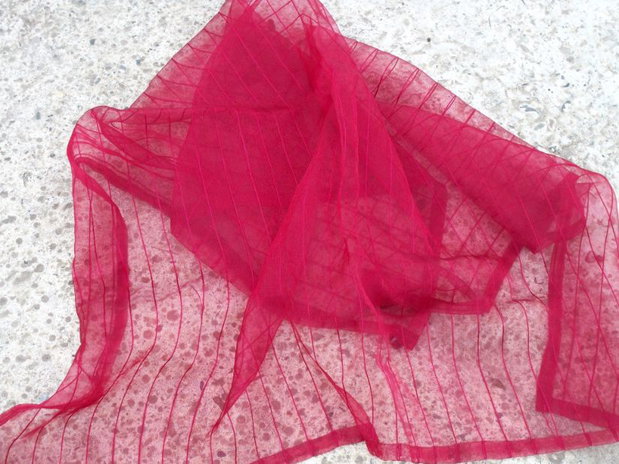 Organza  culoare grena