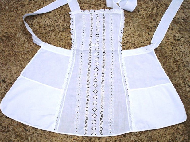 Broderie alba