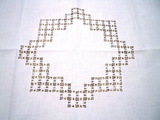 Broderie cu flori