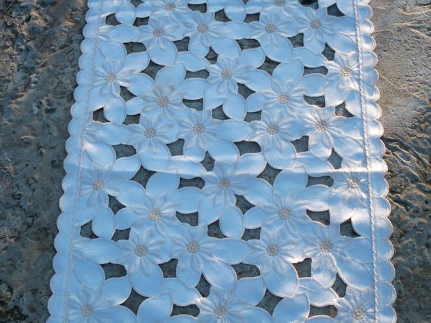 Broderie cu flori