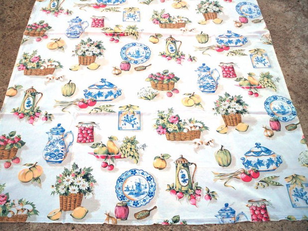 Metraj textil cu imprimeuri