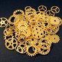 6611 - (50buc)  Mix, charms mecanisme / rotite ceas, aliaj metalic auriu lucios, steampunk, 16-25mm