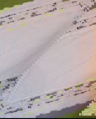 Mileu cu broderie decupata