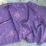 Material textil cu broderie paiete