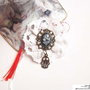 Brosa cu dantela si manuta hamsa (martisor)
