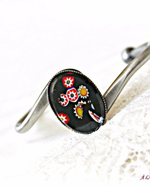 Bratara cu cabochon de sticla millefiori neagră