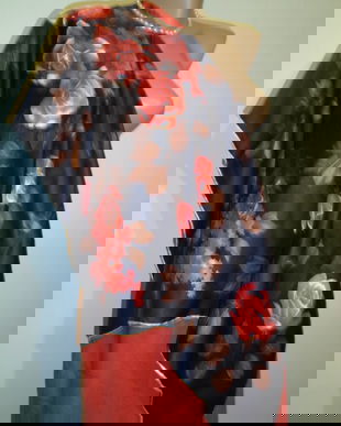 Esarfa matase naturala cu trandafiri rosii