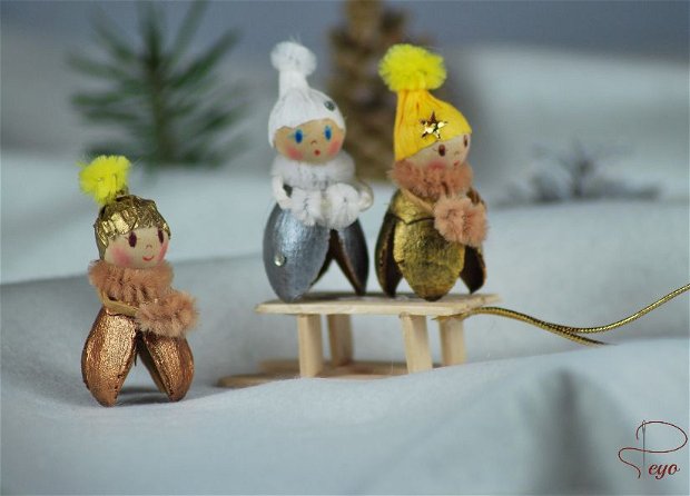 Spiridusul zglobiu - Figurina decorativa pentru Craciun