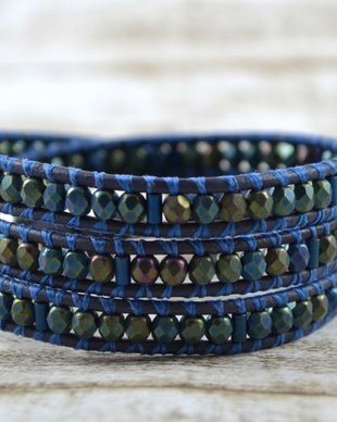 Bratara wrap cu snur de piele, hematit si cristale ''Crazy Blue''