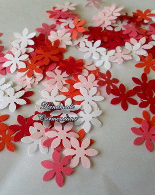 Confetti flori