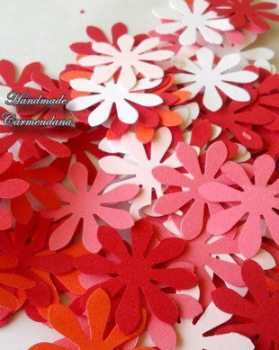 Confetti flori