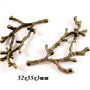 6663 - (2buc) Pandantiv charms / link, ramura / crenguta pom, aliaj metalic bronz