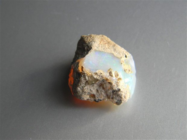 Opal etiopian (OPE 11)
