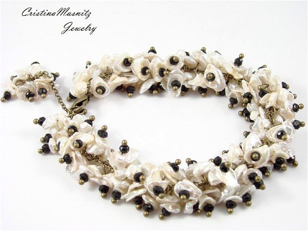 Bratara din perle keshi, spinel negru si accesorii metalice din alama antichizata