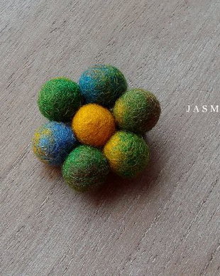 Broşă Green poetry