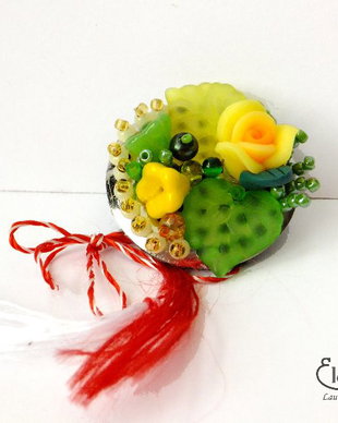 Brosa (martisor) galben-verde