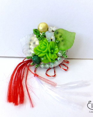 Brosa (martisor) verde