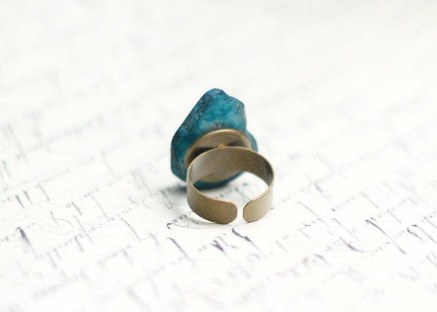 Midnight Nostalgia - Inel cu agata madagascar druzy Teal potolit pe baza reglabila bronz