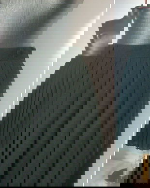 FUSTA NEAGRA PLISATA