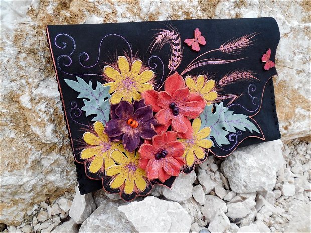 Poseta plic handmade unicat din piele naturala - Gipsy Flowers
