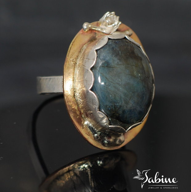 Inel argint, alamă şi labradorit cabochon