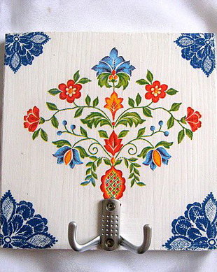 Cuier din lemn handmade motiv traditional 26224